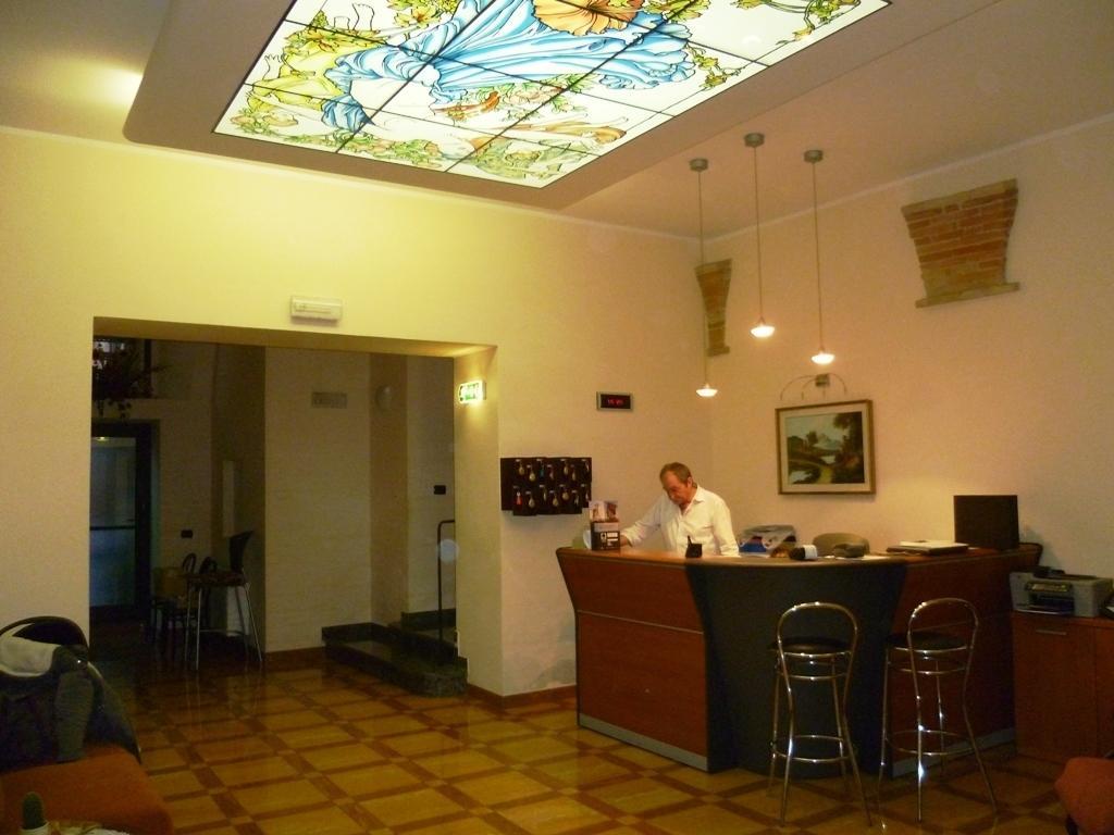 Hotel Santa Chiara SantʼAngelo in Vado エクステリア 写真