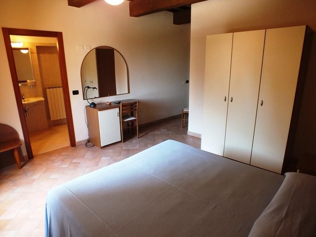 Hotel Santa Chiara SantʼAngelo in Vado 部屋 写真
