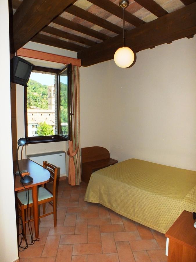 Hotel Santa Chiara SantʼAngelo in Vado 部屋 写真